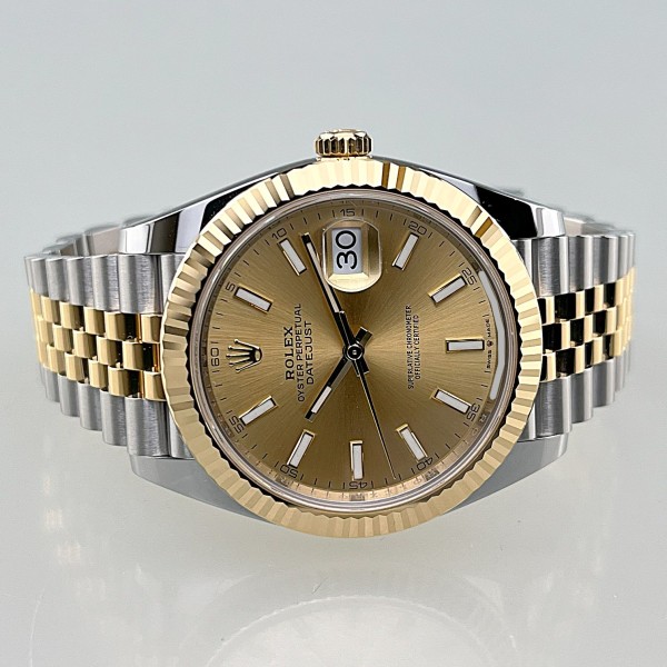 Rolex Datejust 41, Ref.126333, LC100, Zifferblatt Champagner, Index, Jubileérmband, Full Set, aus 02