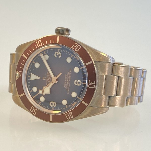 Tudor Black Bay Fifty-Eight Bronze Boutique Edit LC100 plus Textilband 03/2022 Zustand sehr gut