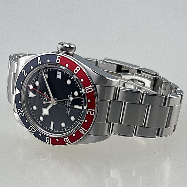 Tudor Black Bay GMT, " Pepsi ", Ref. 79830RB, Stahl, deutsche Auslieferung (LC 100), plus Tudor-Text